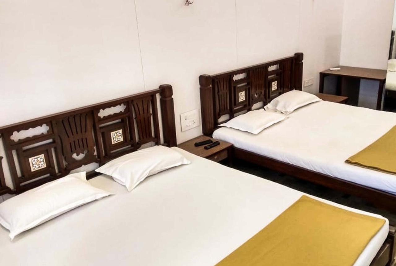 Carlton Hotel Mumbai - Behind Taj Mahal Palace Colaba Bombay Extérieur photo